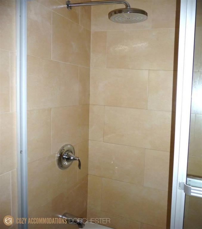 Cozy Accommodations - Dorchester City Line Кингстон Номер фото